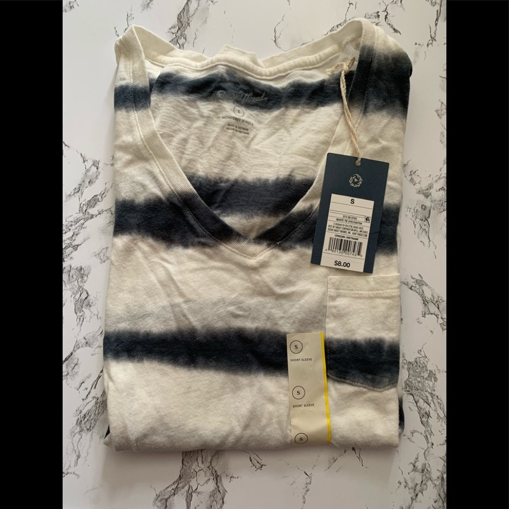Brand New basic tee